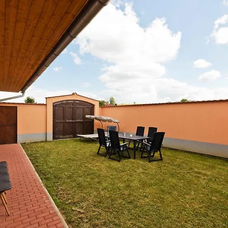 Chalupa Otin 358 Villa *