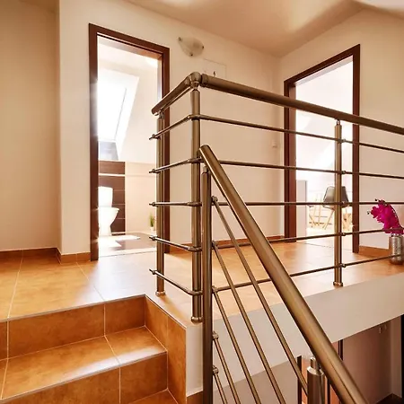 Chalupa Otín 358 Villa Jindřichŭv Hradec